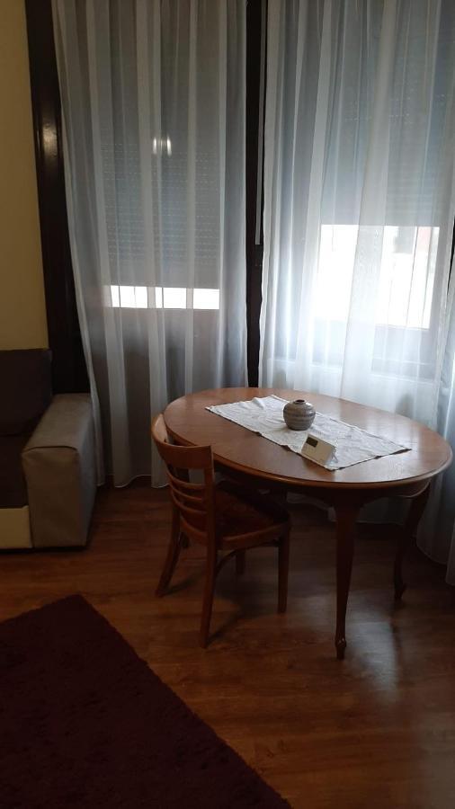 Casa Isa Villa Oradea Eksteriør bilde