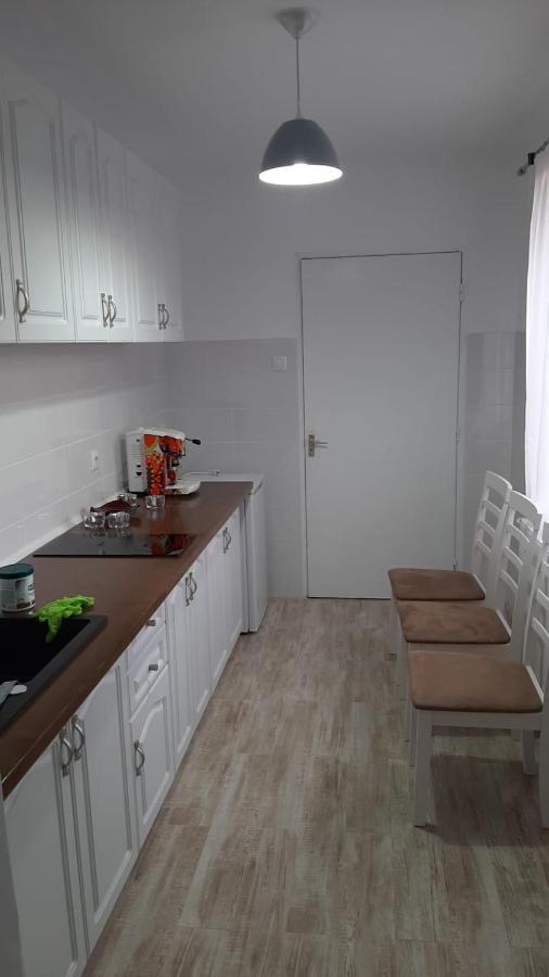 Casa Isa Villa Oradea Eksteriør bilde