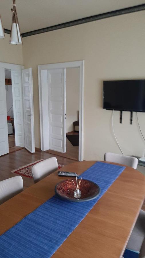 Casa Isa Villa Oradea Eksteriør bilde